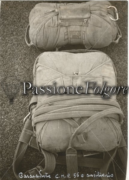 PARACADUTE