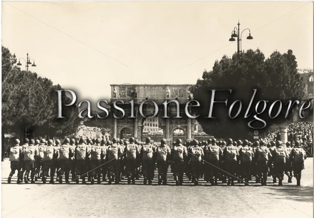 Parata del 2 Giugno 1957 - Passione Folgore