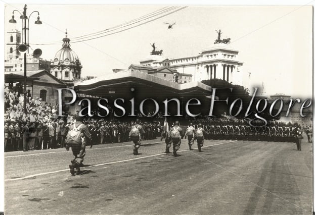 Parata del 2 Giugno 1957 - Passione Folgore
