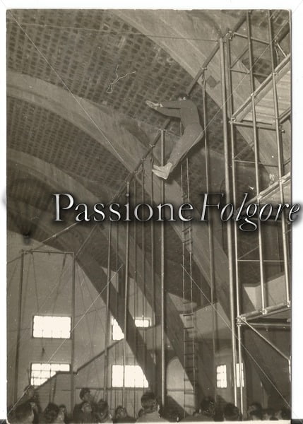 ruozi 1 salto telo 8metri - Passione Folgore